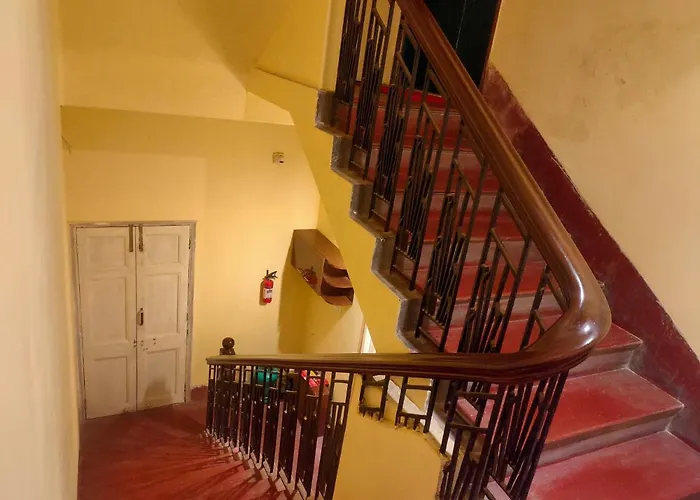 Oh Kolkata - Sutanuti Homestay